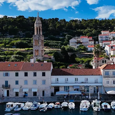 Hvar Riva Апартаменты