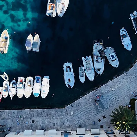 Hvar Riva 公寓 赫瓦尔