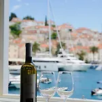 Hvar Riva Apartment *